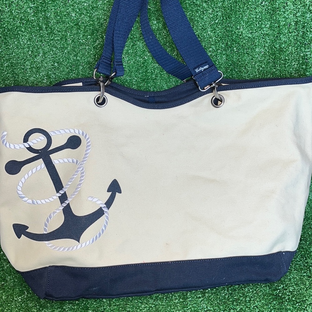 Thirty-One Canvas Crew Large Bag -  Natural with Navy Anchor PERFECT FOR BEACH